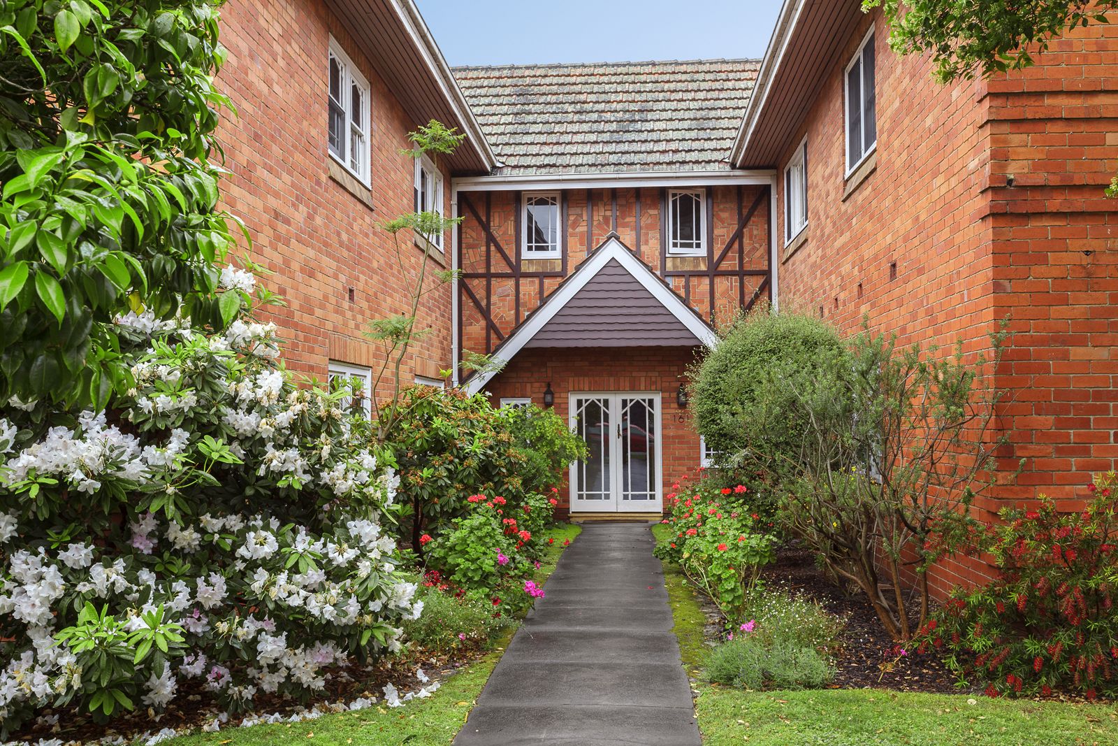 6 161 Victoria Road Hawthorn East Vic 3123 Apartment For Rent 450 00 Domain