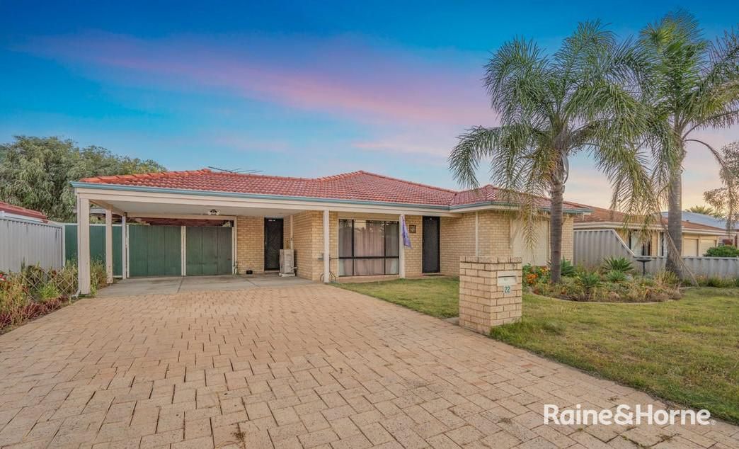 4 bedrooms House in 22 Eyre Street WAIKIKI WA, 6169