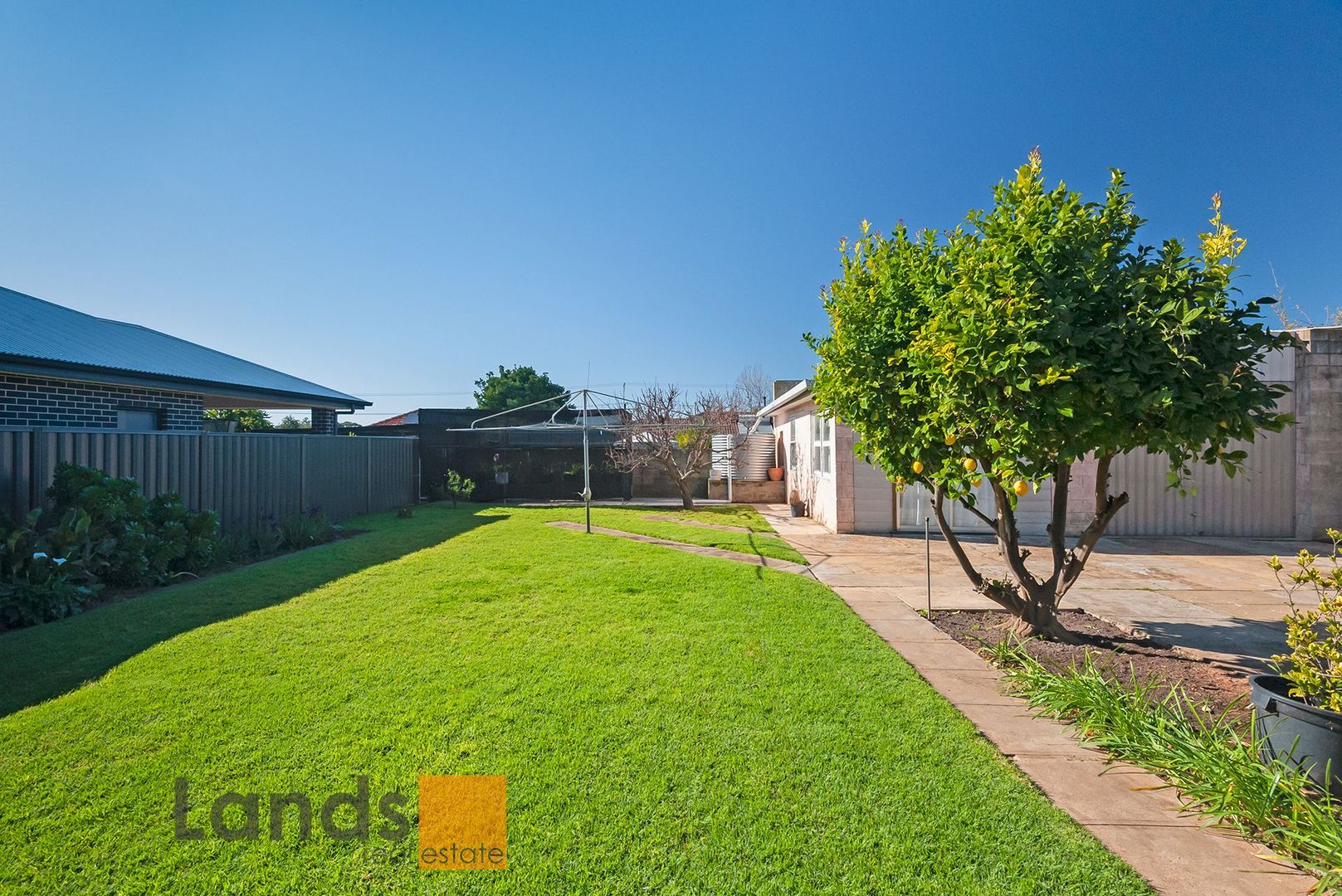 30 Rutherglen Avenue, Valley View SA 5093, Image 2