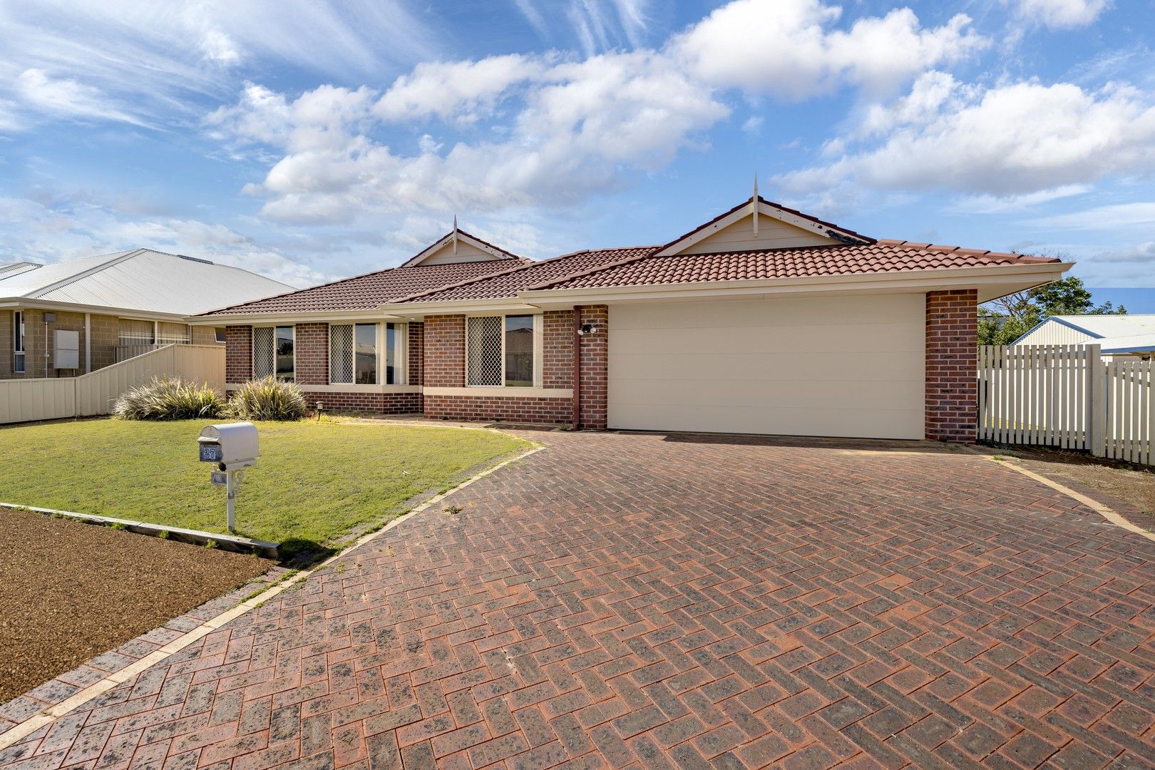 27 Ego Creek Loop, Waggrakine WA 6530, Image 2