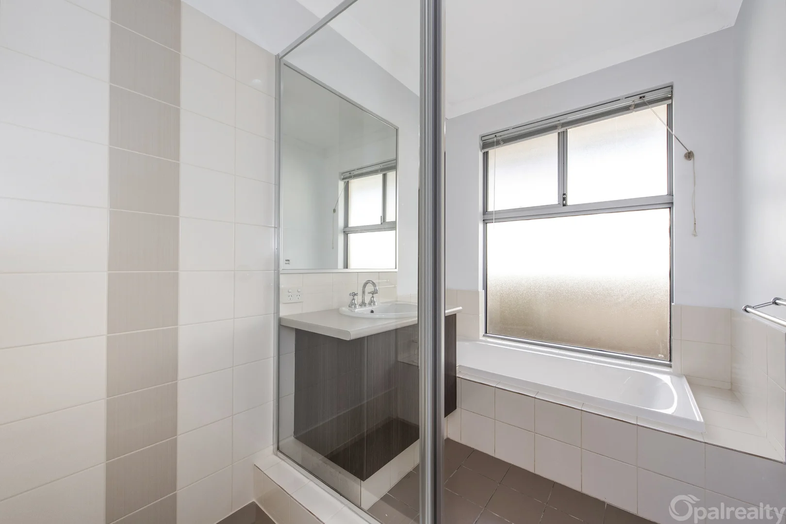 Additional image 20 of 2 Ashwood Parkway, Lakelands WA 6180