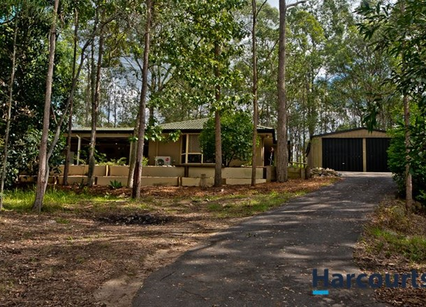 207 Lilley Road, Cashmere QLD 4500