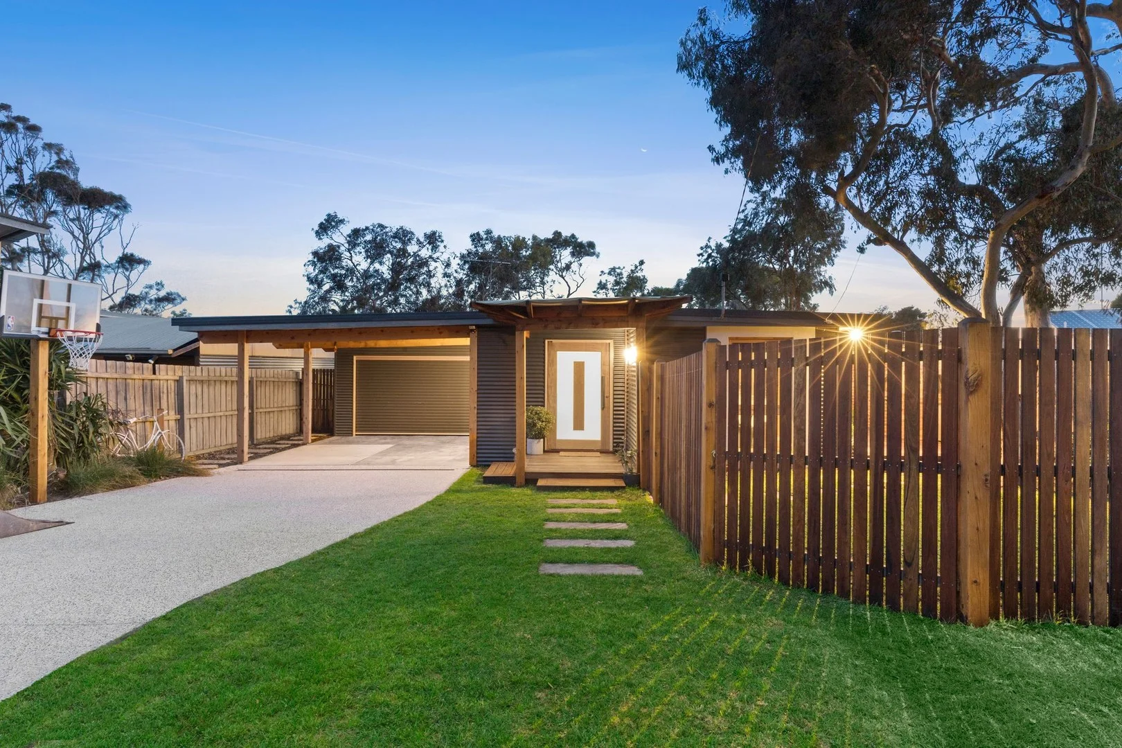 26 Valda Cres, Ocean Grove VIC 3226