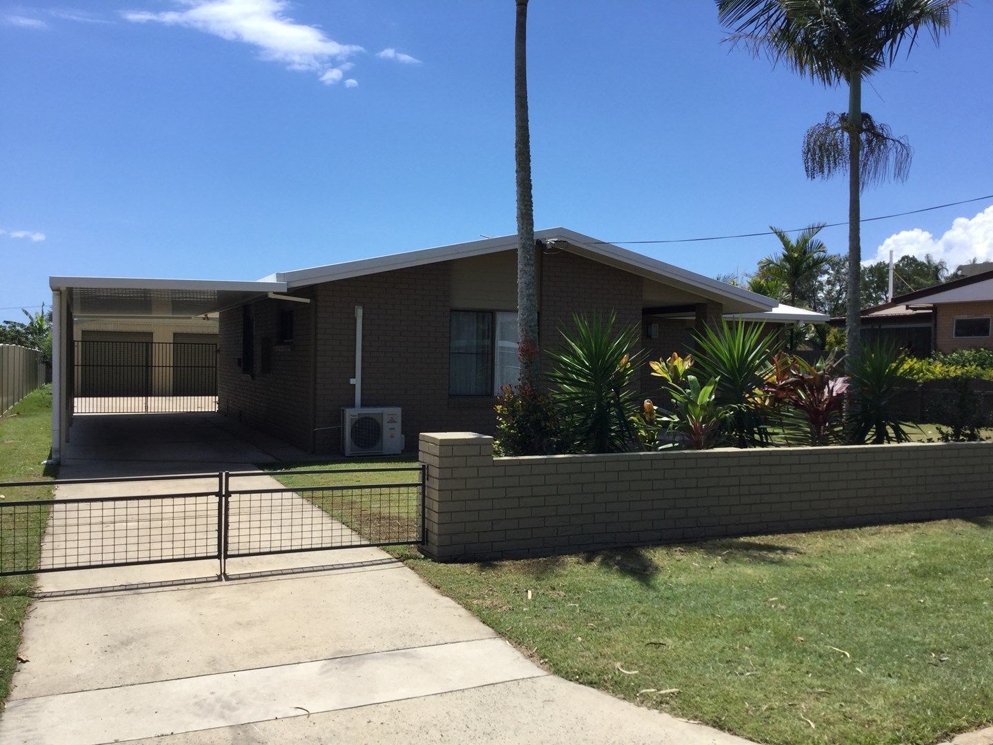 10 Edward Street, Urangan QLD 4655, Image 0