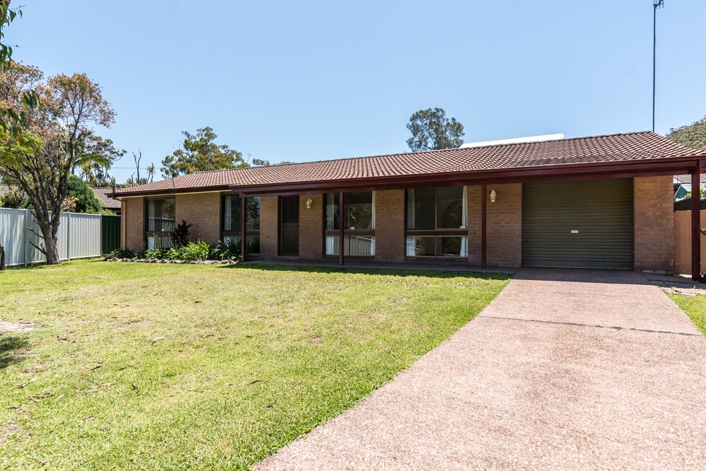 3 bedrooms House in 10 Carlo Close KINCUMBER NSW, 2251