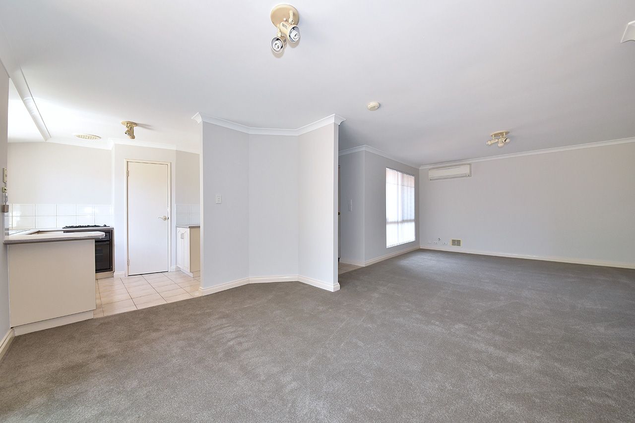 3 bedrooms Villa in 7 / 19 York Street TUART HILL WA, 6060