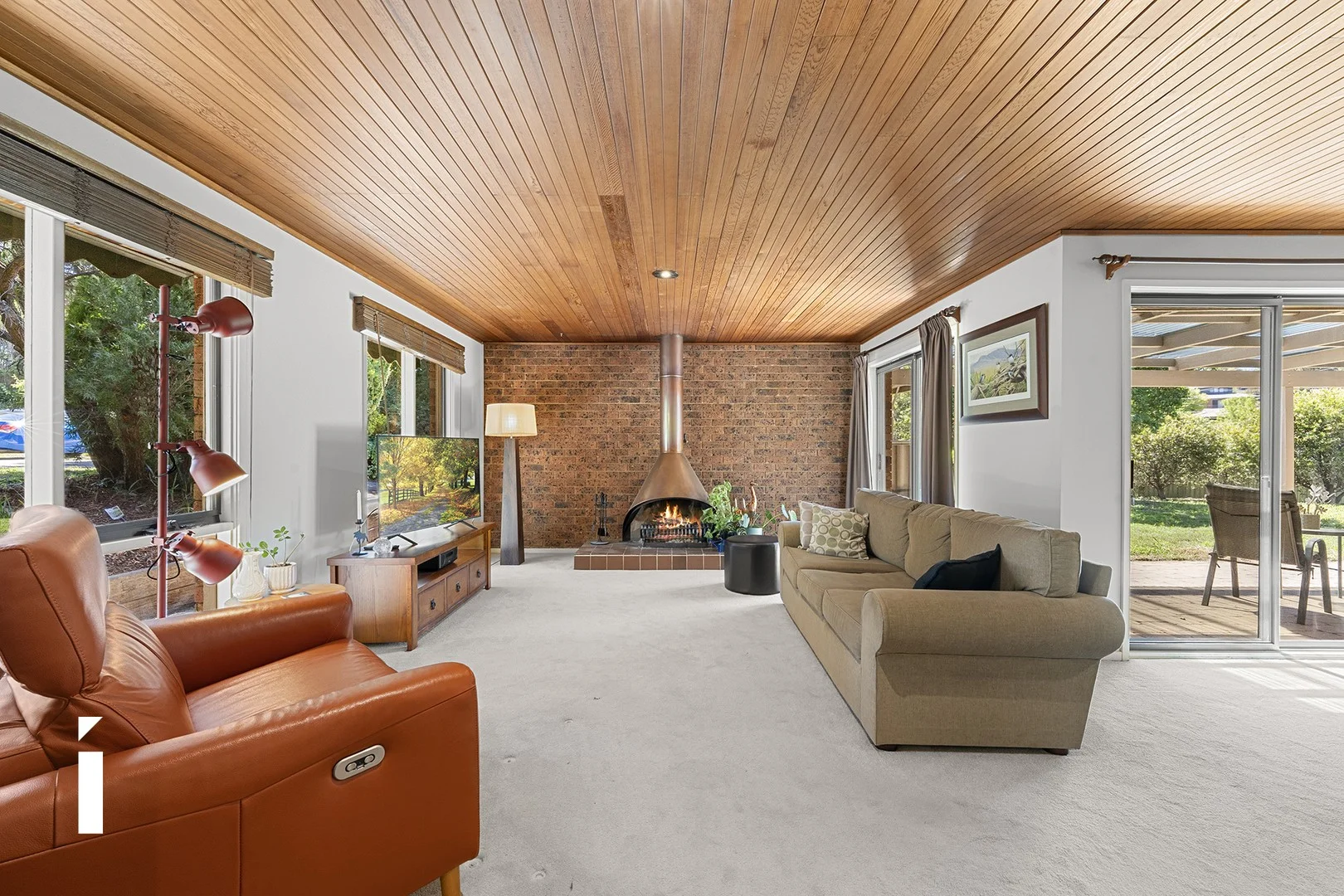 Primary image of 2 Inwood Place, Gowrie ACT 2904