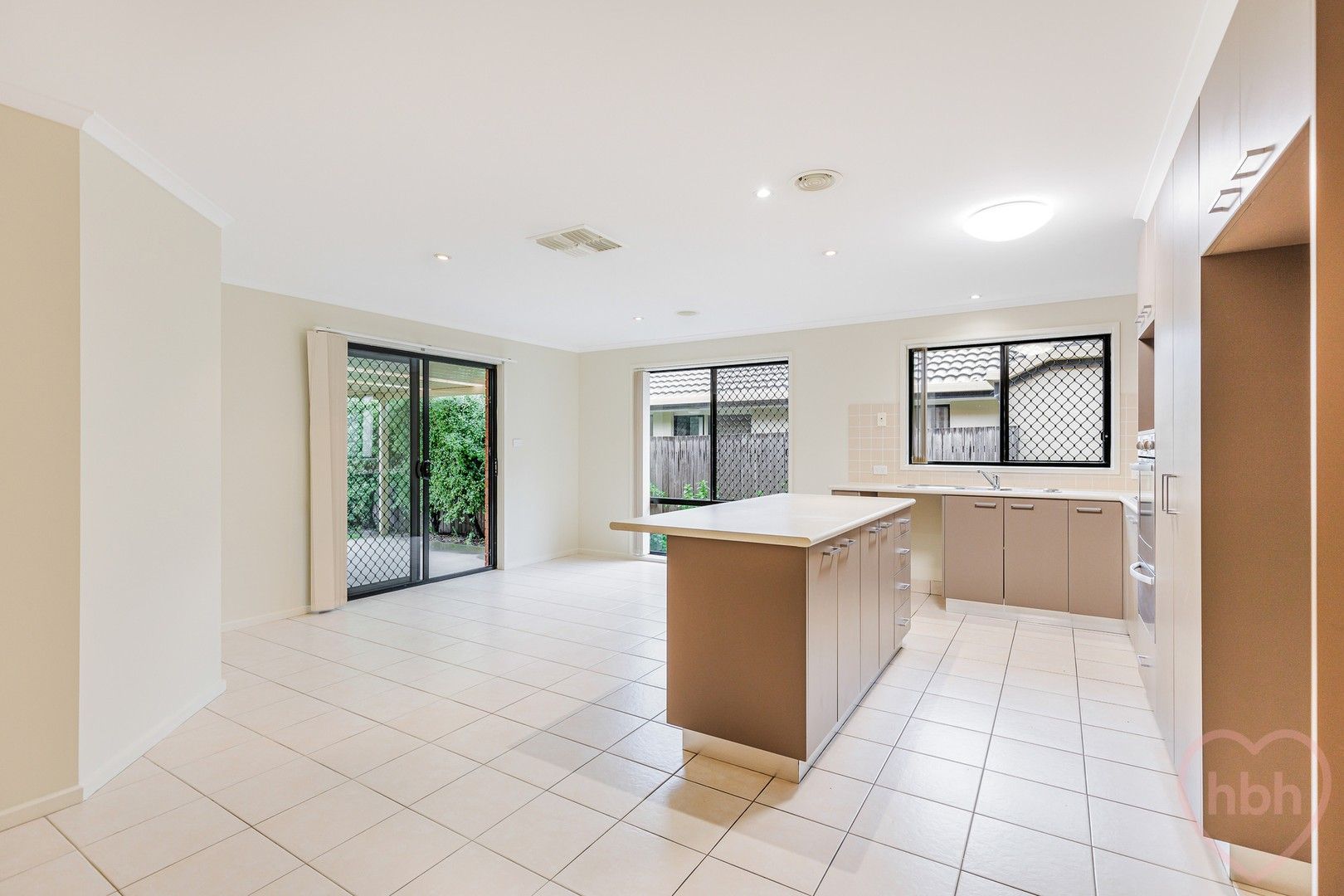 34 Negus Crescent, Watson ACT 2602, Image 1