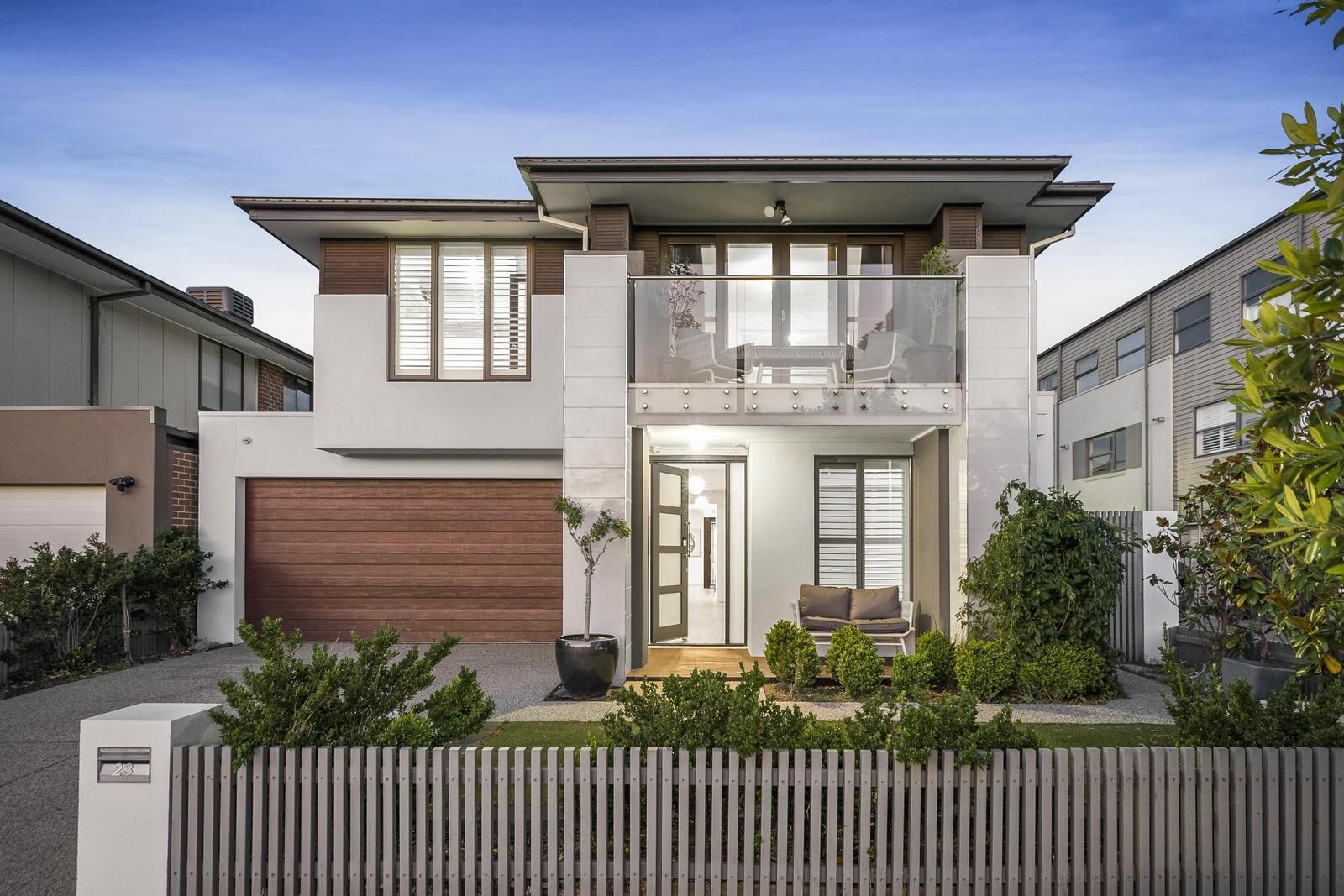 4 bedrooms House in 23 Enclave Avenue ASCOT VALE VIC, 3032