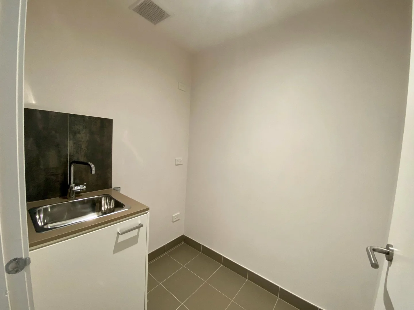 Additional image 7 of A303/460 Victoria Street, Brunswick VIC 3056