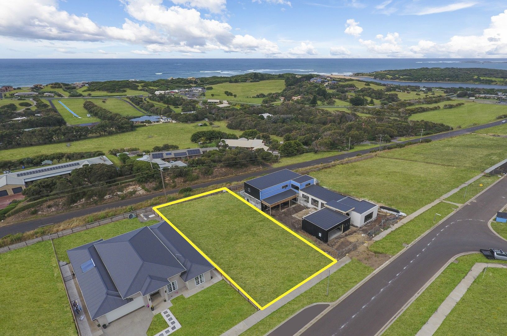 Vacant land in 25 Von Guerard Boulevard, WARRNAMBOOL VIC, 3280