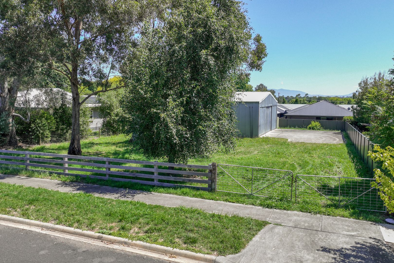 6 Bellview Court, Mansfield VIC 3722, Image 2