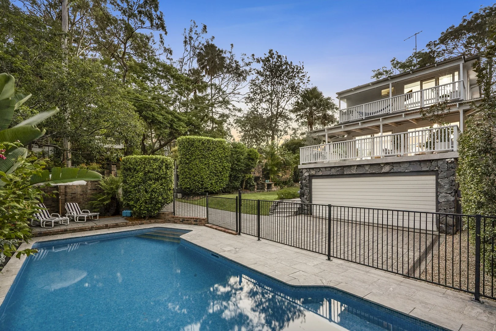 2 Riverview Road, Avalon Beach NSW 2107