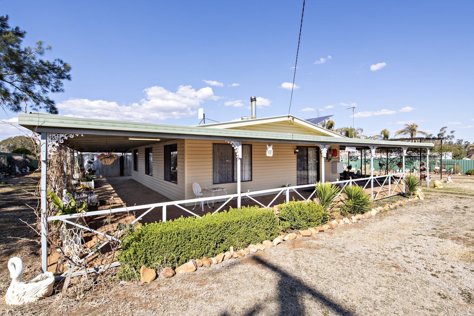 17 Ulomogo Street, Brocklehurst NSW 2830, Image 0