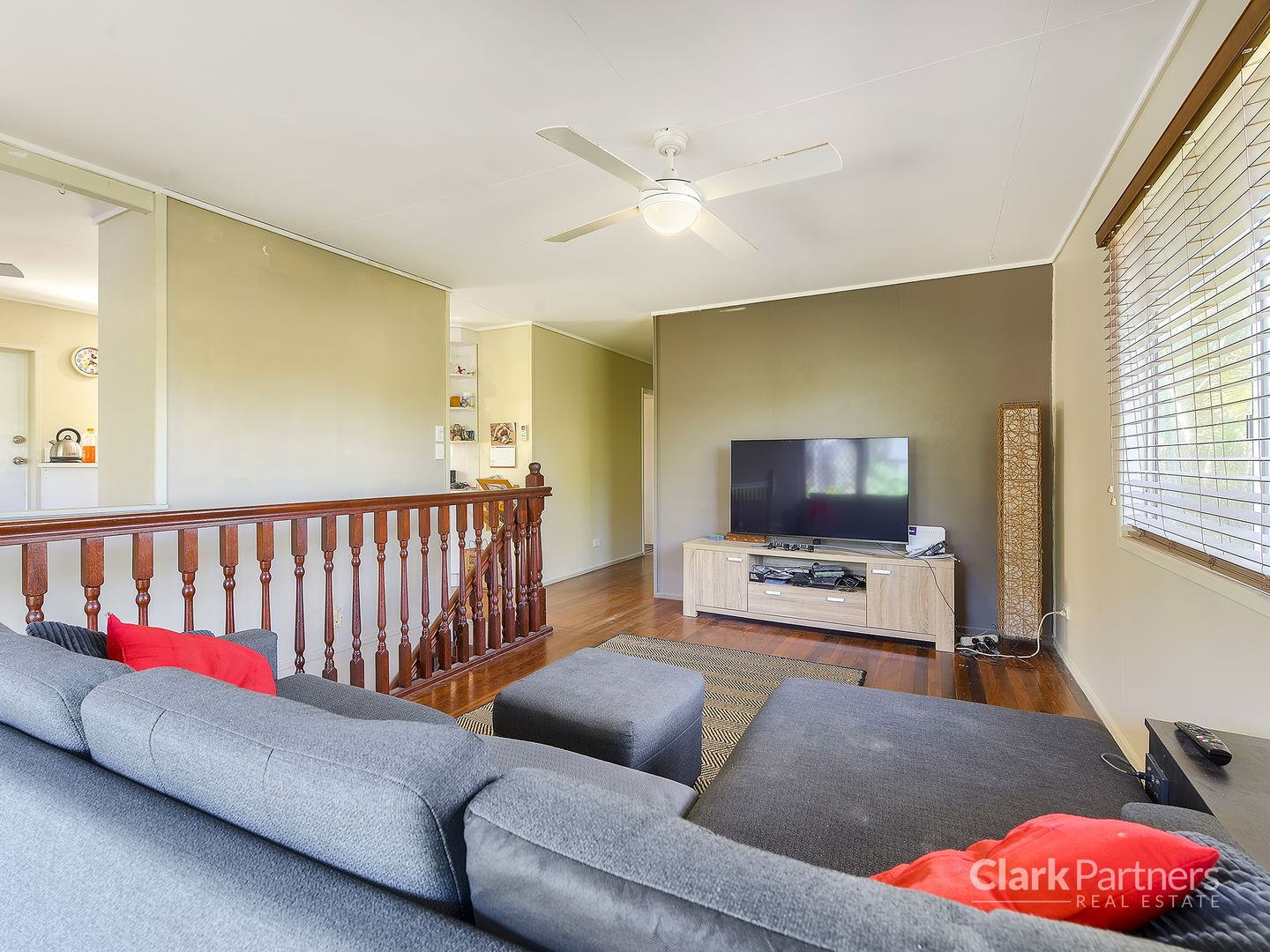 16 Valiant Crescent, Strathpine QLD 4500, Image 1