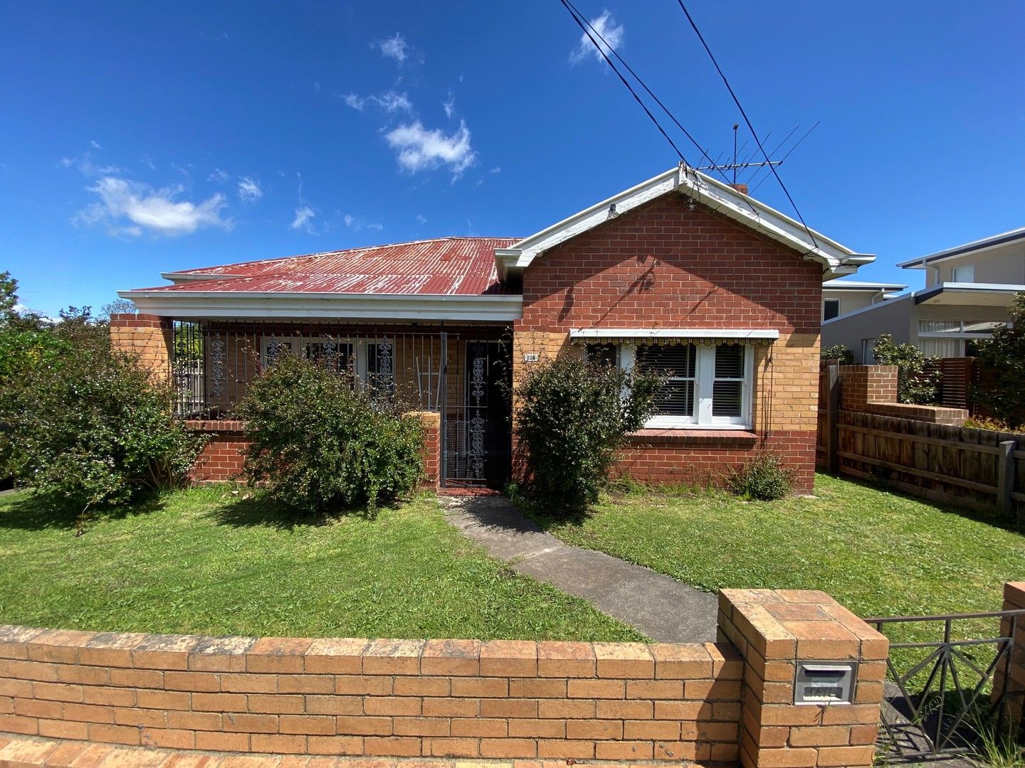 3 bedrooms House in 228 Rossmoyne Street THORNBURY VIC, 3071