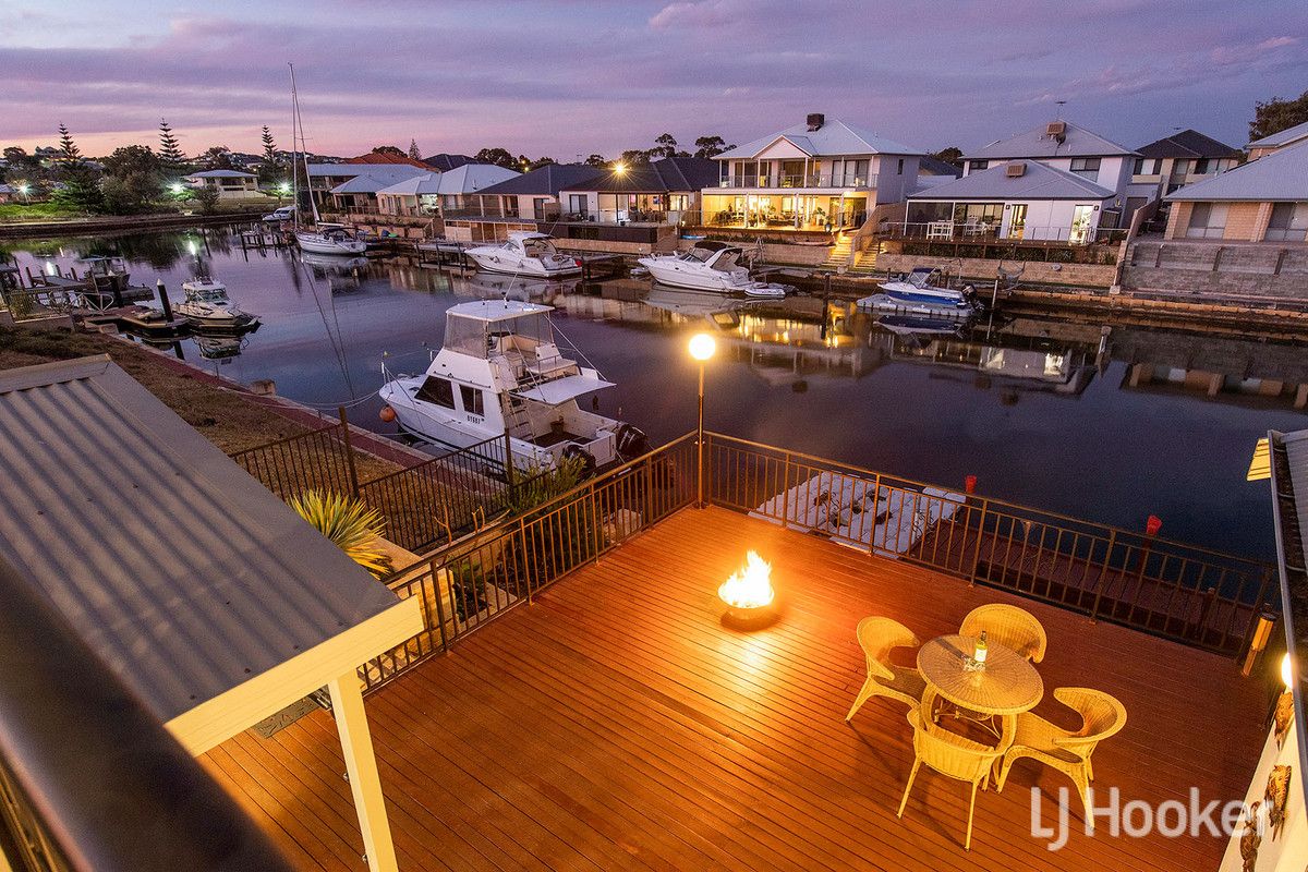 4 bedrooms House in 13 Sandpiper Island Retreat WANNANUP WA, 6210