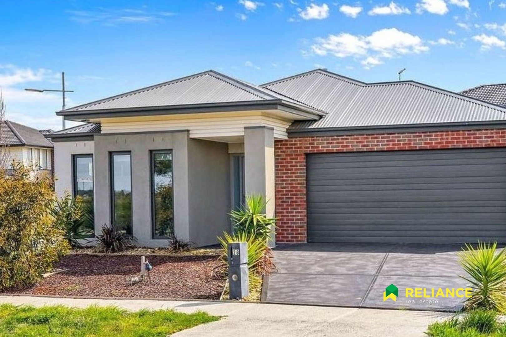 4 bedrooms House in 28 Silverbay Avenue POINT COOK VIC, 3030