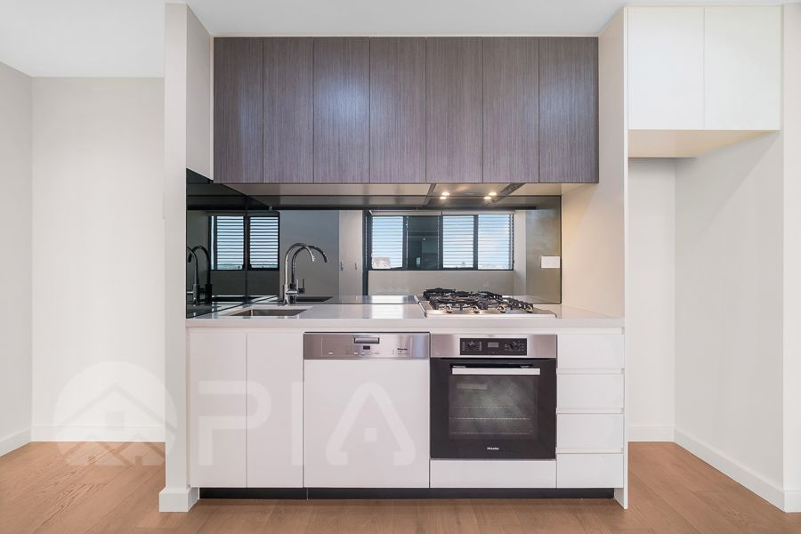 1 bedrooms Apartment / Unit / Flat in 505/17 Garrigarrang Avenue KOGARAH NSW, 2217
