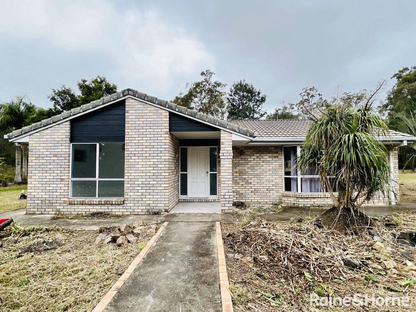 4 bedrooms Acreage / Semi-Rural in 580 Chambers Flat Road LOGAN RESERVE QLD, 4133