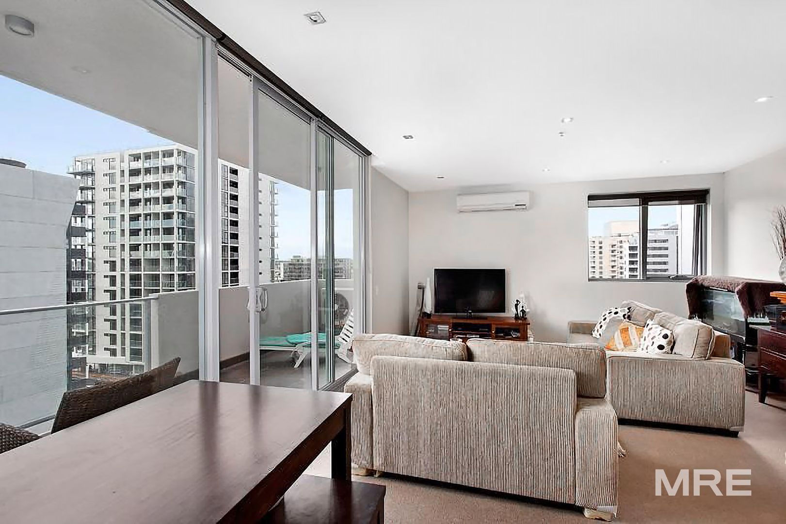 1006/12 Yarra Street, South Yarra VIC 3141 Apartment For Rent 725 Domain
