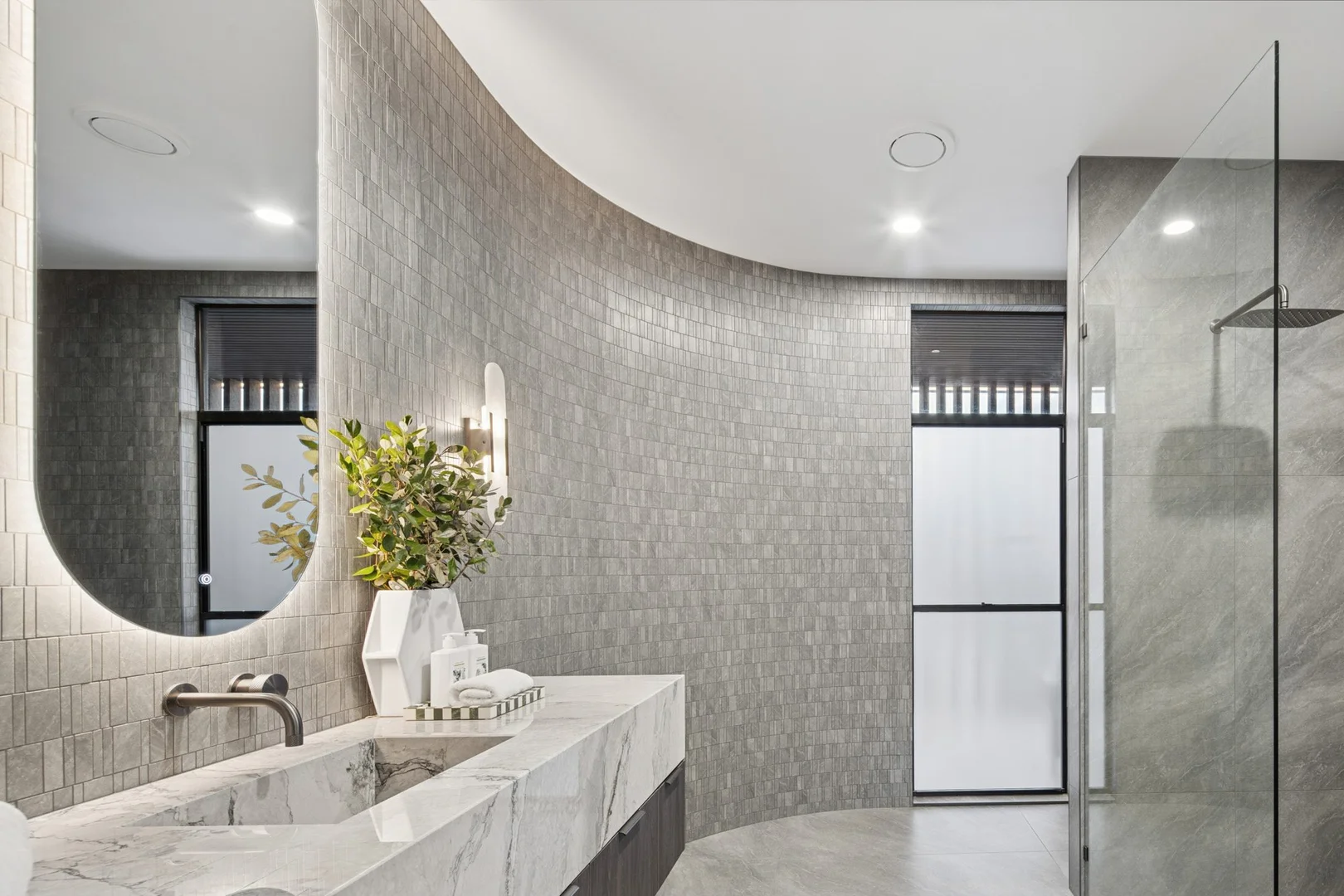 Additional image 32 of 26 Key West, Broadbeach Waters QLD 4218