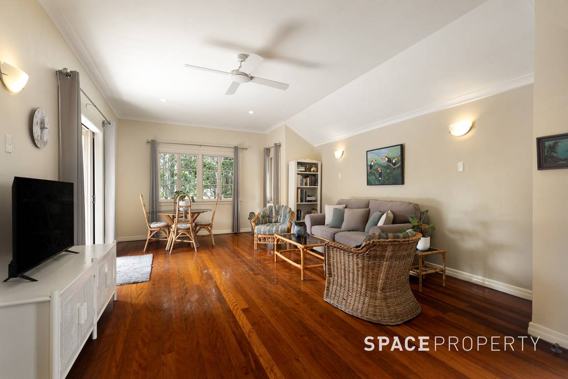 17 Burn Street Camp Hill 4152 - Image 4