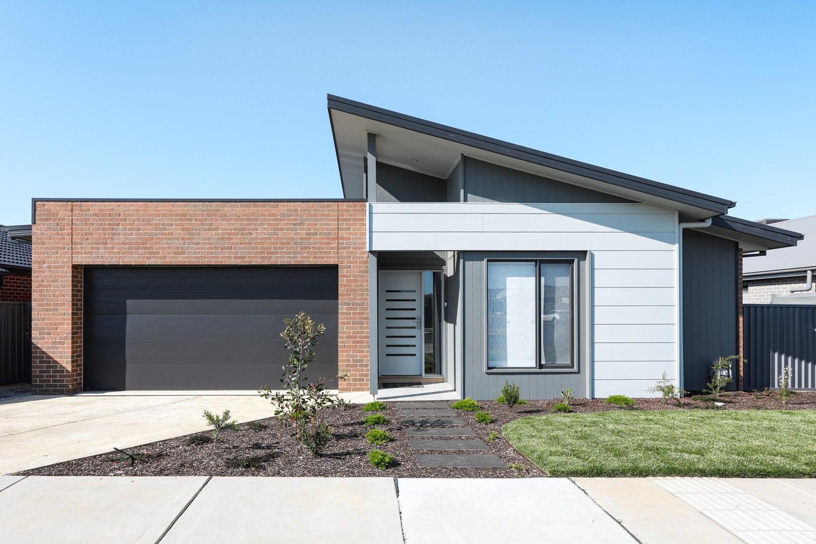 4 bedrooms House in 56 Kilkenny Drive ALFREDTON VIC, 3350
