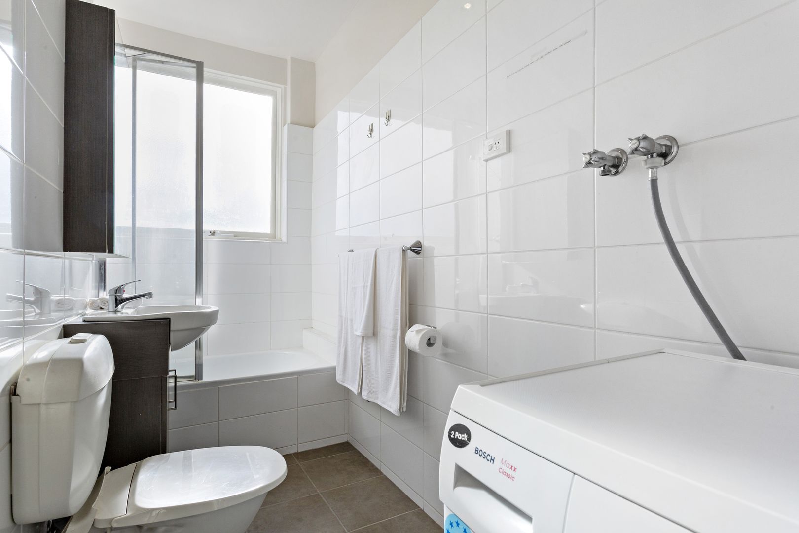 2 bedrooms Apartment / Unit / Flat in 13/276A Domain Road SOUTH YARRA VIC, 3141