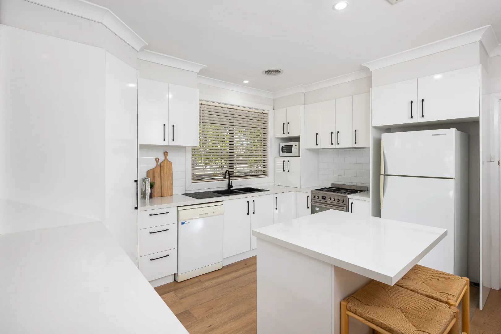 Additional image 5 of 68 Hardy Avenue, Wagga Wagga NSW 2650