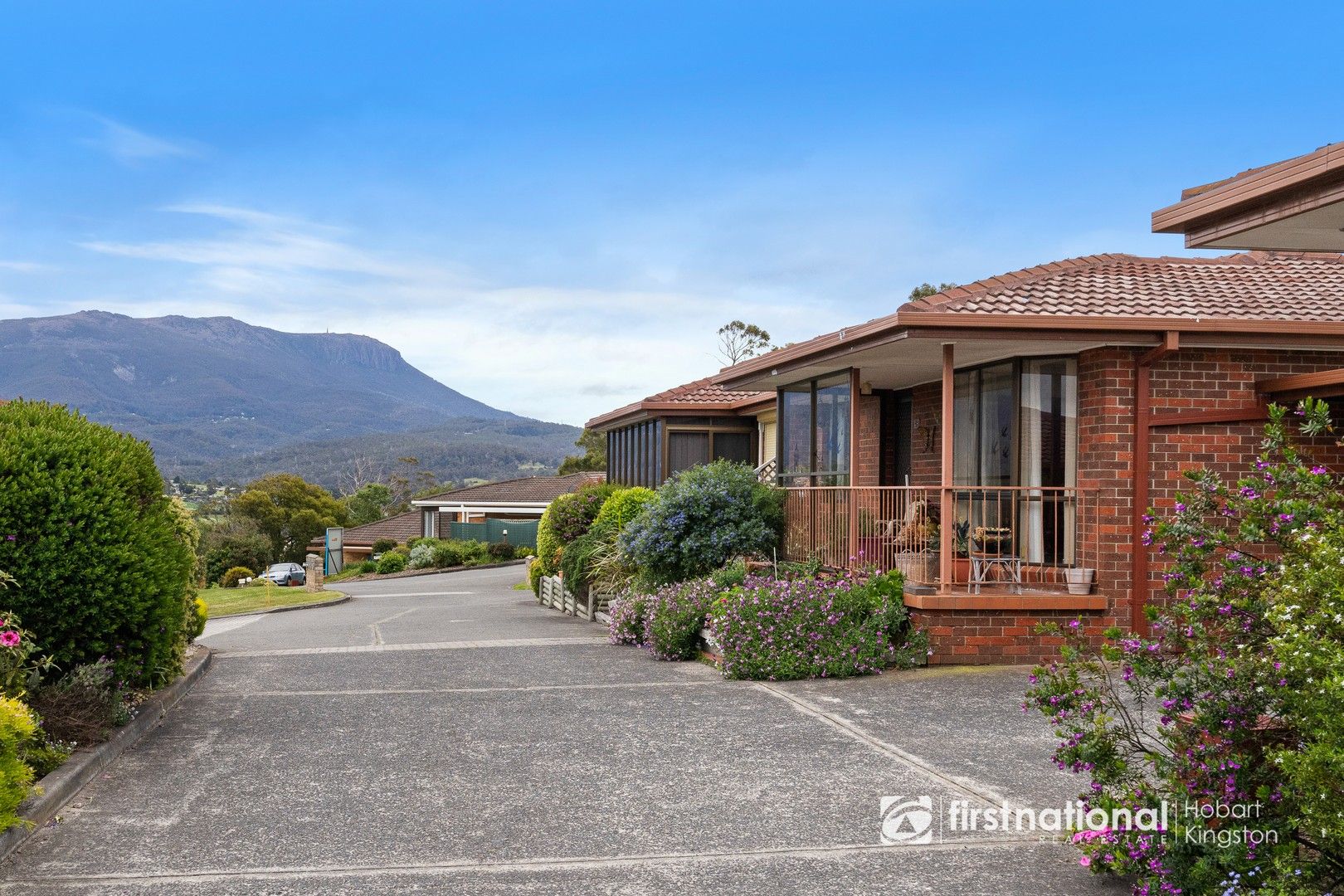 2 bedrooms Apartment / Unit / Flat in 49 Village Drive KINGSTON TAS, 7050
