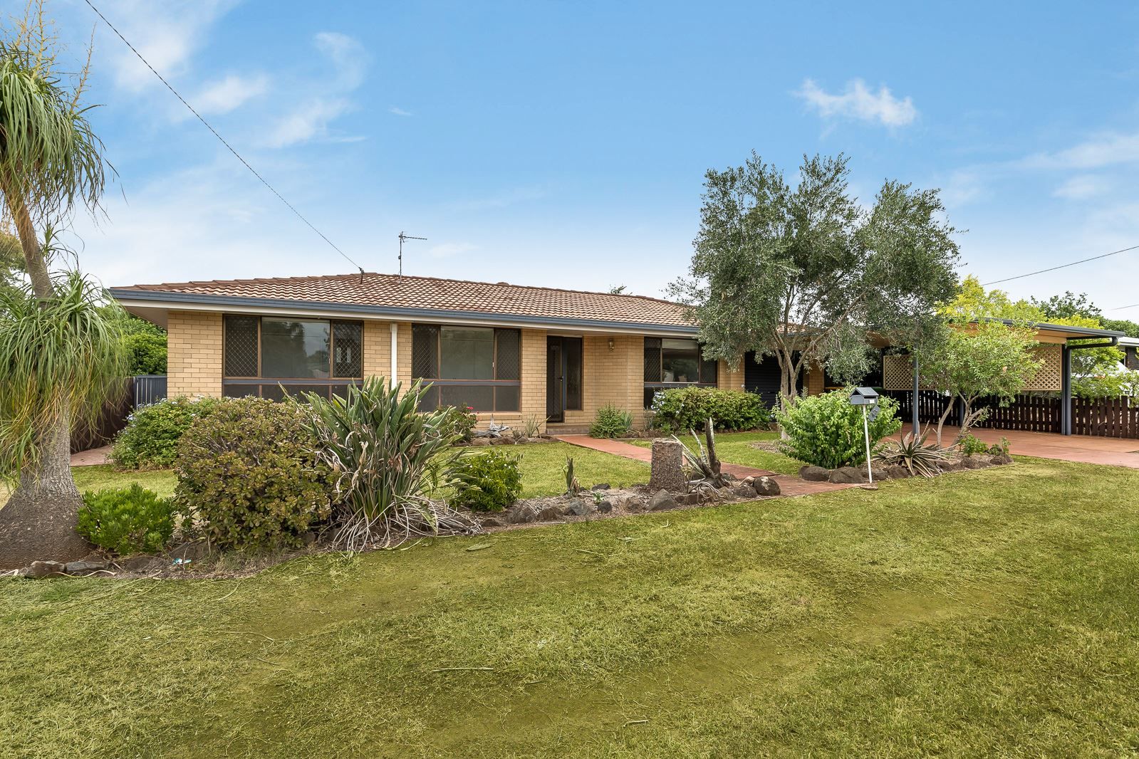 43 Proposch Street, Oakey QLD 4401, Image 0