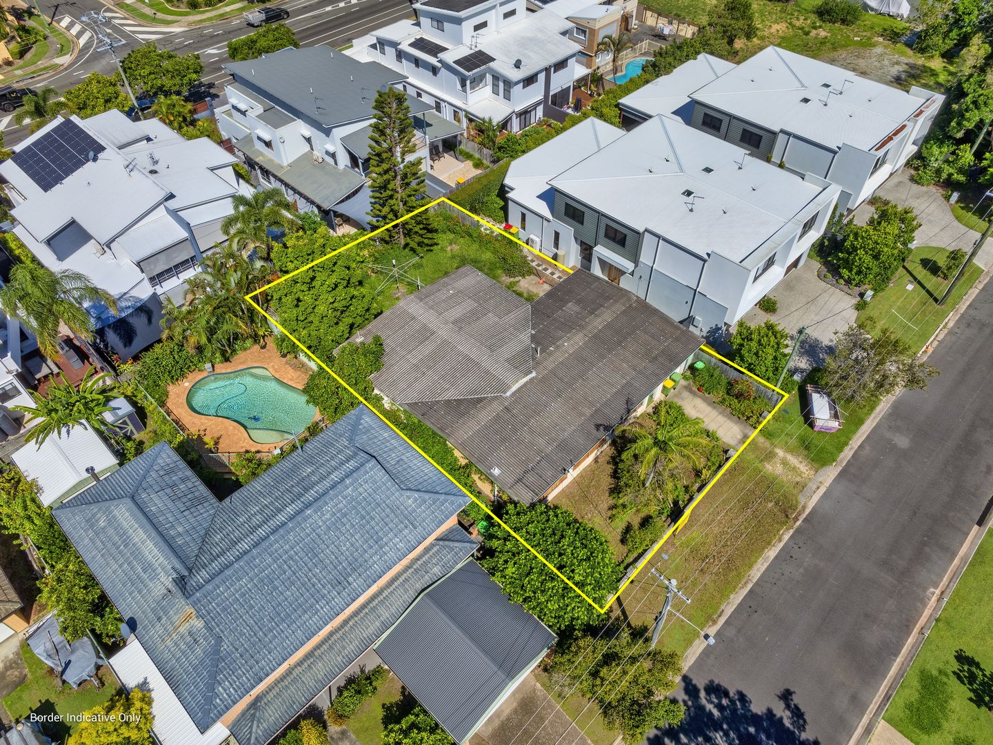 10 Lee Road, Runaway Bay QLD 4216, Image 2