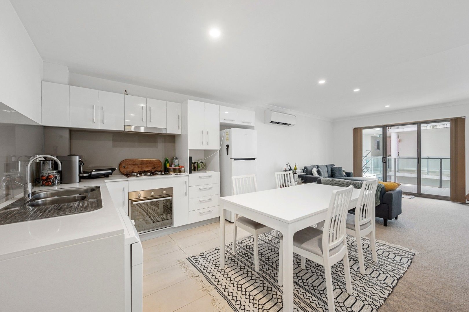 2 bedrooms Apartment / Unit / Flat in 307/122 Brown Street EAST PERTH WA, 6004