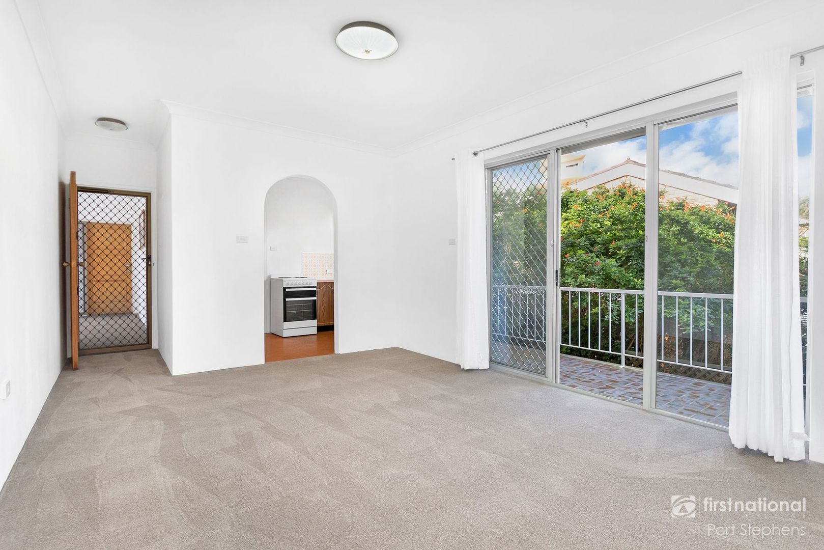 5/8 Messines Street, Shoal Bay NSW 2315, Image 2