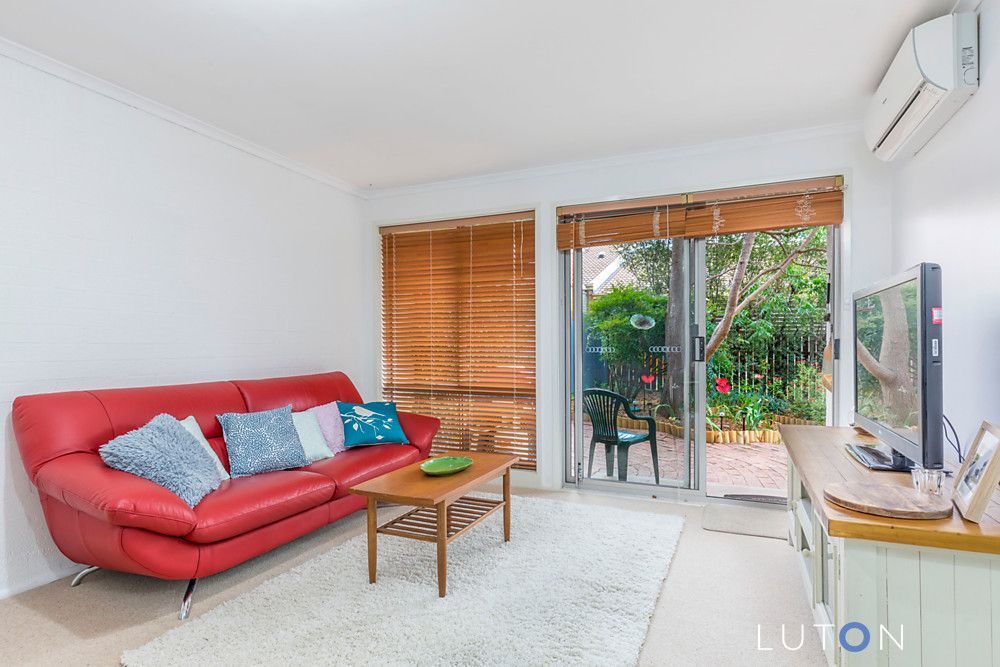 11 Charvin Court, Melba ACT 2615, Image 2