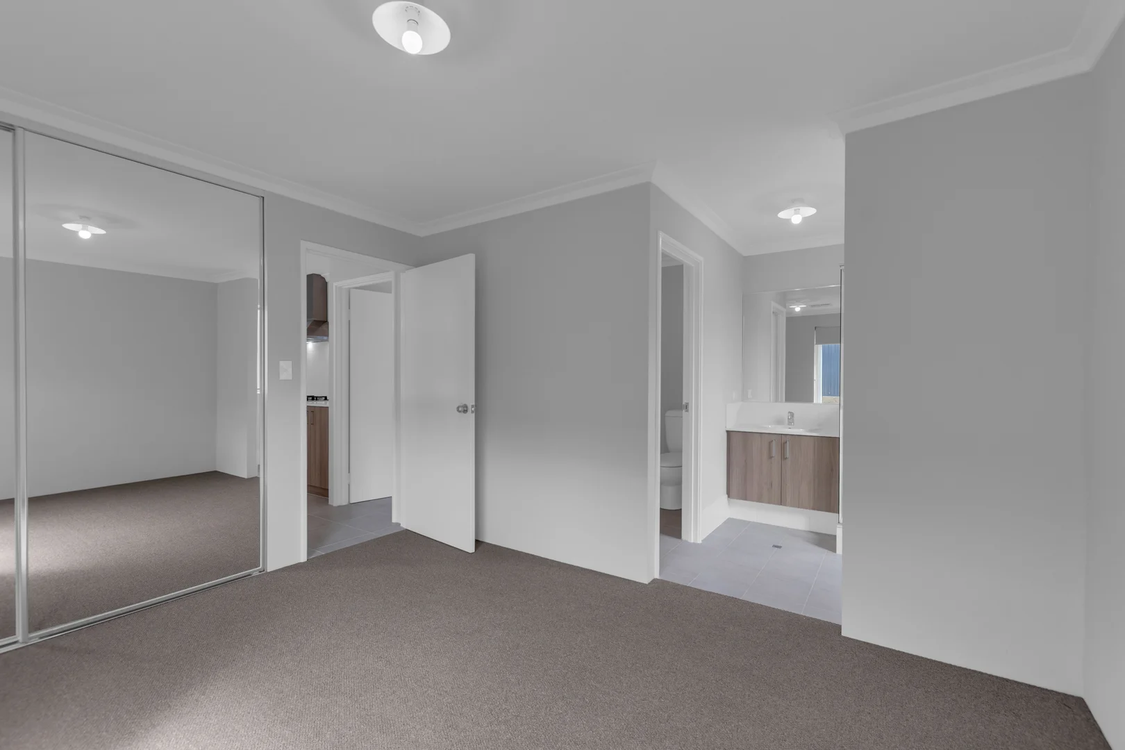 Additional image 8 of 19 Olgiata Road, Meadow Springs WA 6210