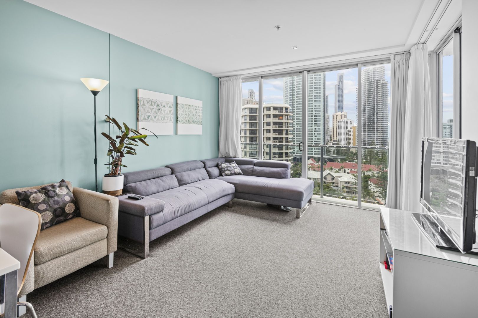 1305/18 Enderley Avenue, Surfers Paradise QLD 4217, Image 2