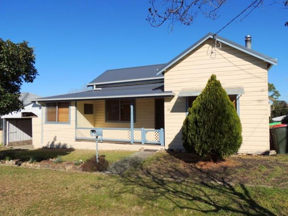 37 Elliot Street, Gloucester NSW 2422