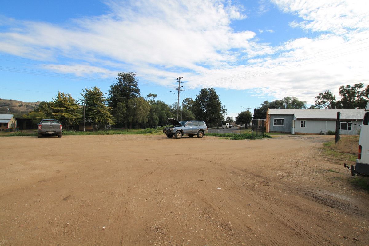 Sold 50 52 New England Highway, Willow Tree NSW 2339 on 14 Dec 2022