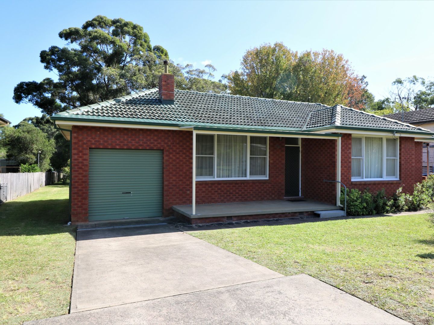 29 Brinawarr Street, Bomaderry NSW 2541, Image 2