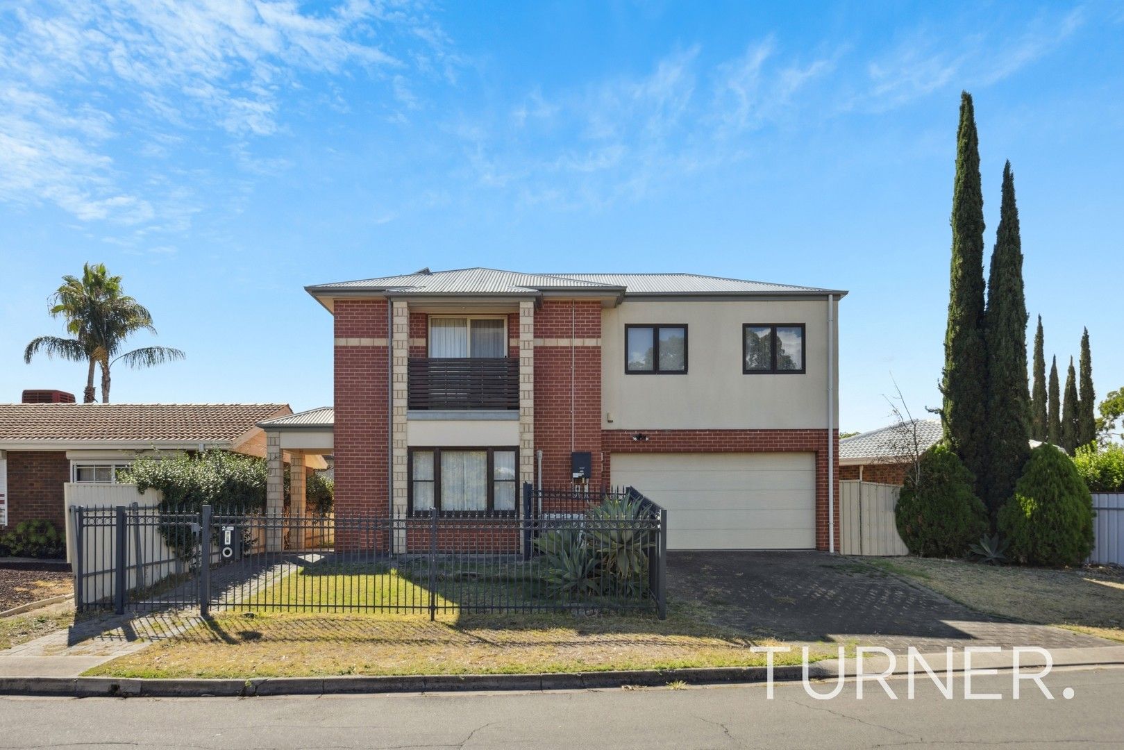 5 bedrooms House in 2A Chapman Crescent REDWOOD PARK SA, 5097