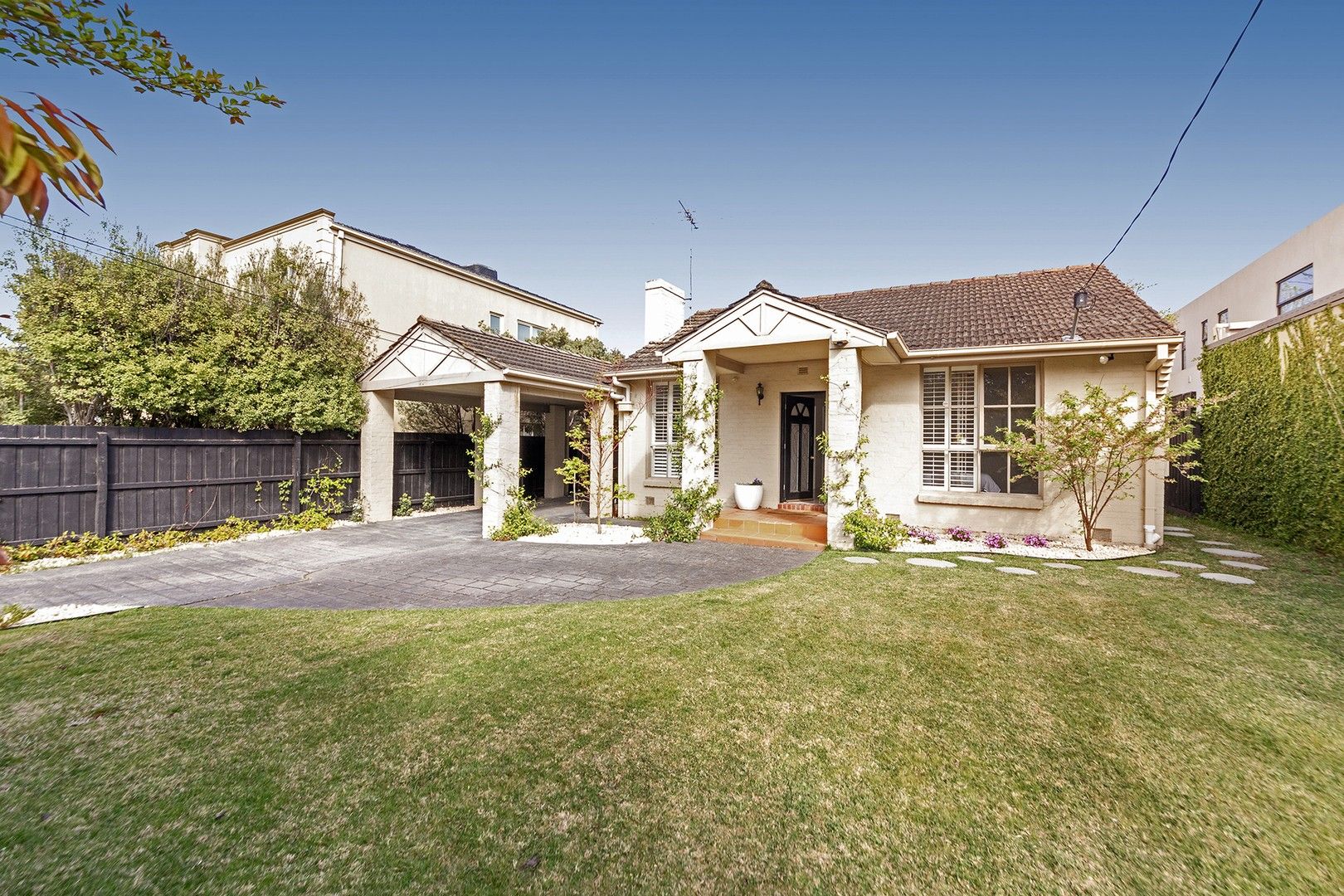 17 Welwyn Avenue, Brighton East VIC 3187 House For Rent 1,100 Domain