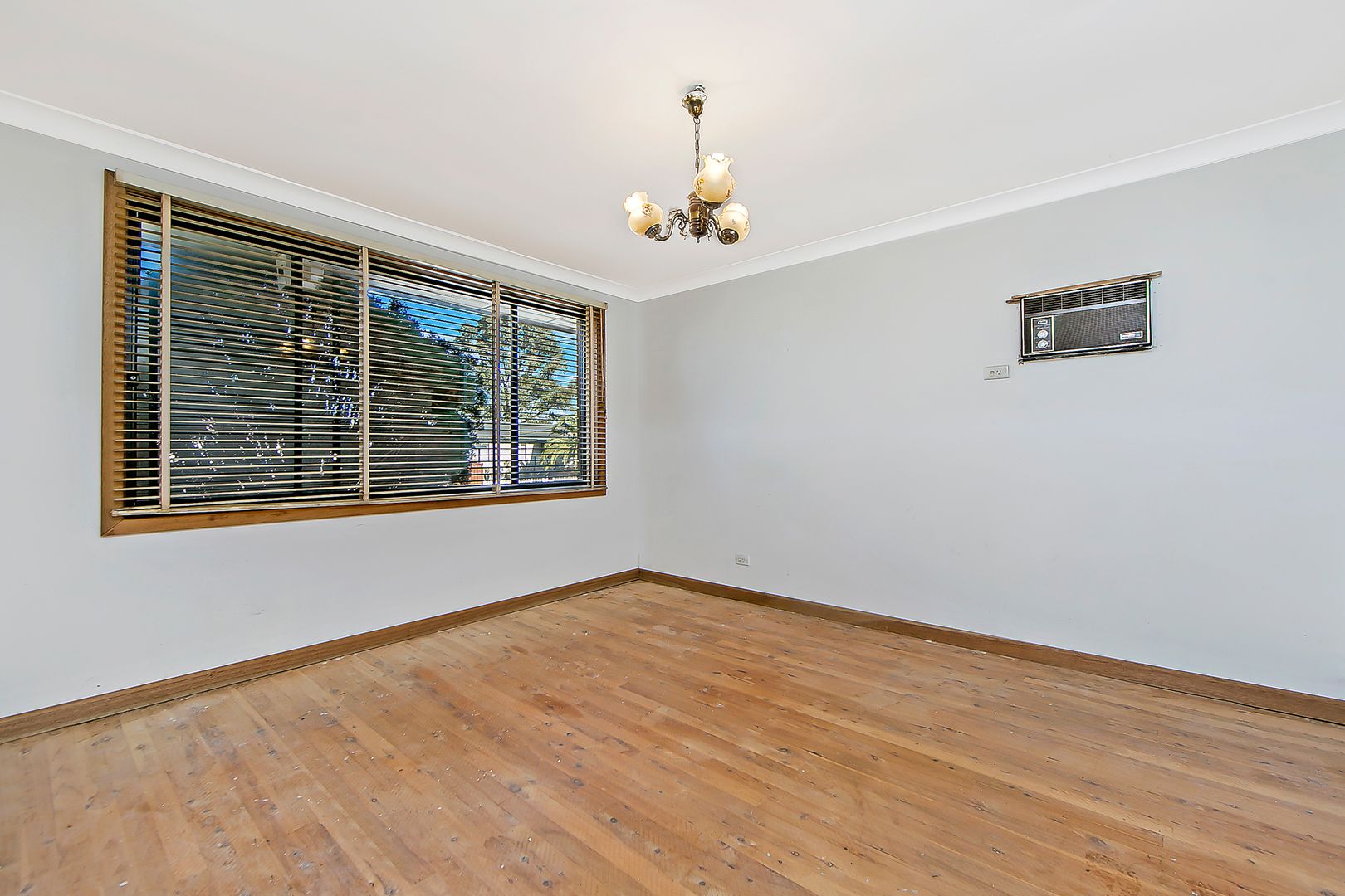 2 Creswick Place, Dharruk NSW 2770, Image 2