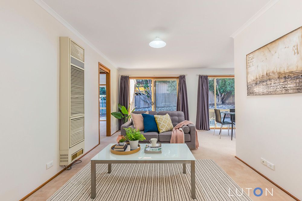 2/15 Forsythe Street, Banks ACT 2906, Image 1