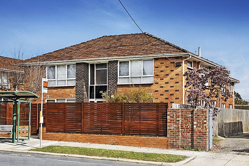 2 bedrooms Apartment / Unit / Flat in 3/243 Murrumbeena Road MURRUMBEENA VIC, 3163