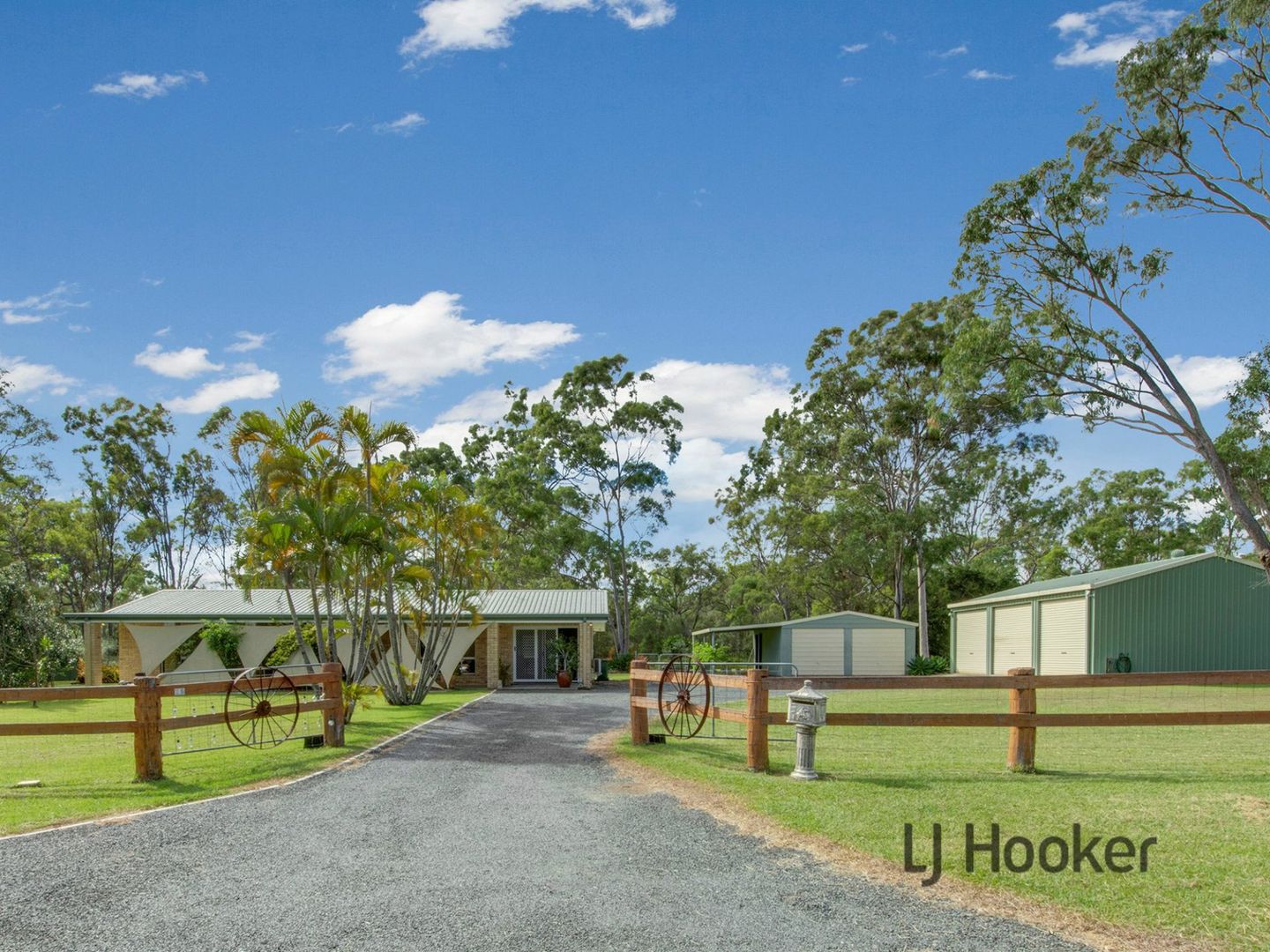 12 Golden Avenue, Tannum Sands QLD 4680, Image 2