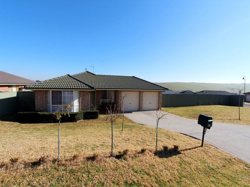 30 Sapphire Crescent, Kelso NSW 2795, Image 0
