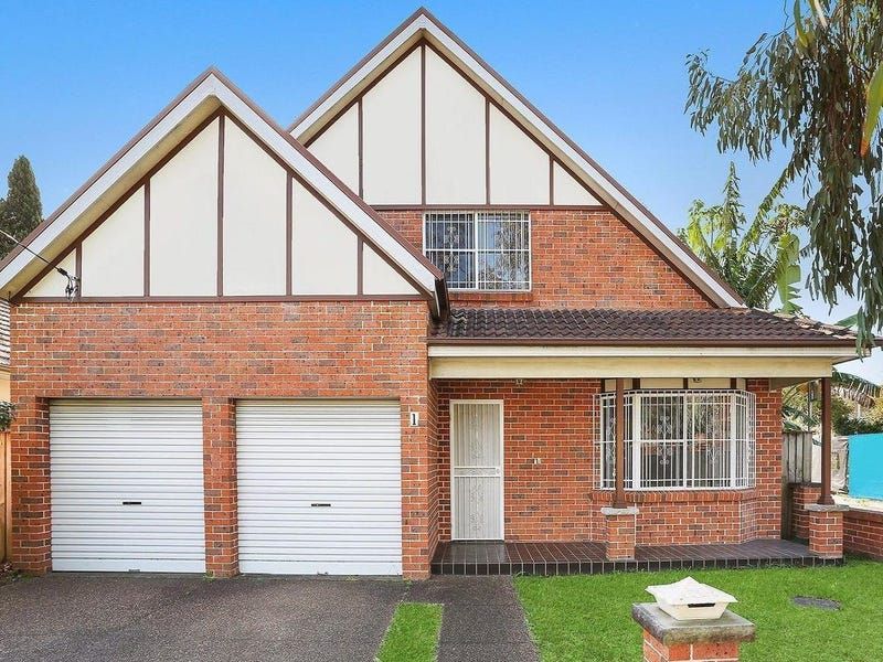 3 bedrooms House in 1 Carinya Avenue MASCOT NSW, 2020