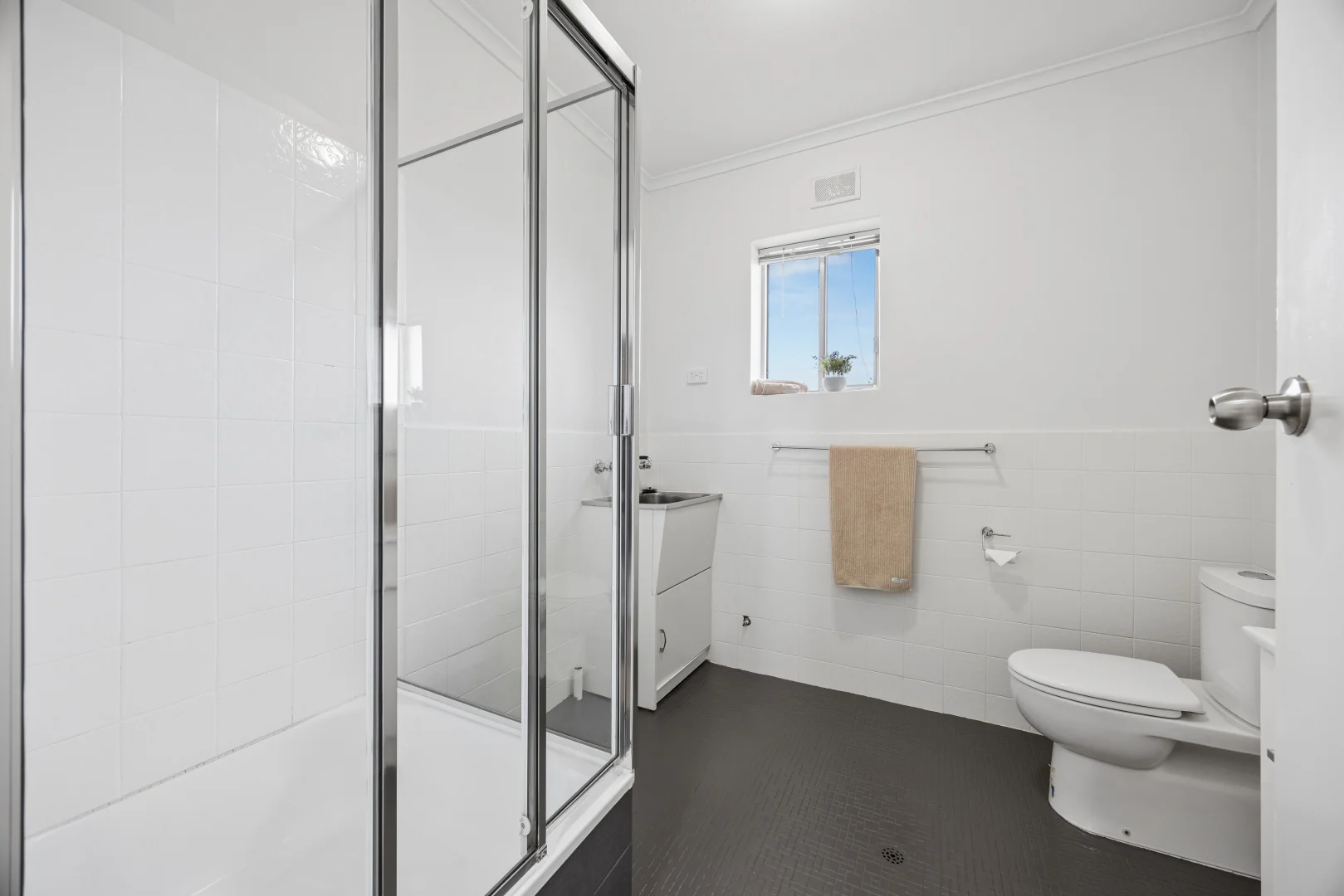 Additional image 6 of 9/123 Military Road, Henley Beach South SA 5022